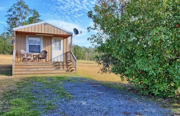K&M Lake Rentals RV Park & Cabins 10