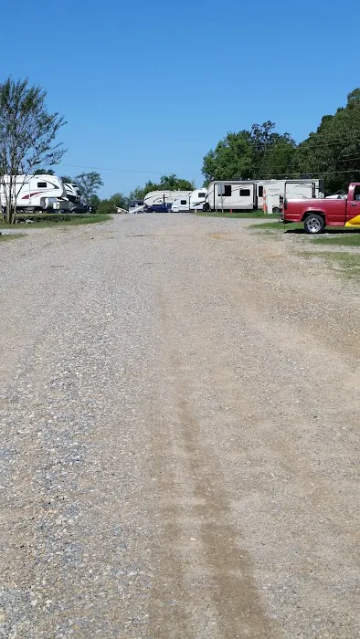 Pavilion RV Park 8