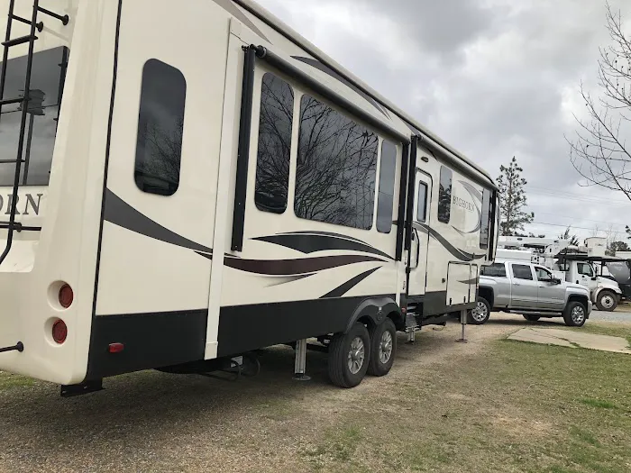 Pavilion RV Park 3