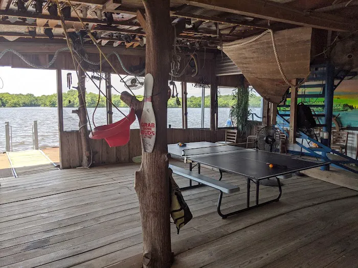 Joey's Moon Lake Marina 8