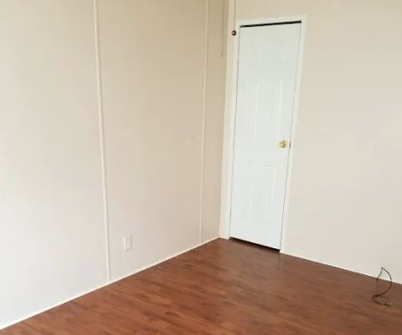 Edwards Pineridge Mobile Home Park