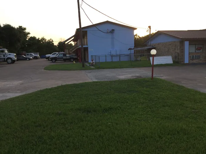 RV PARK MOTEL 5