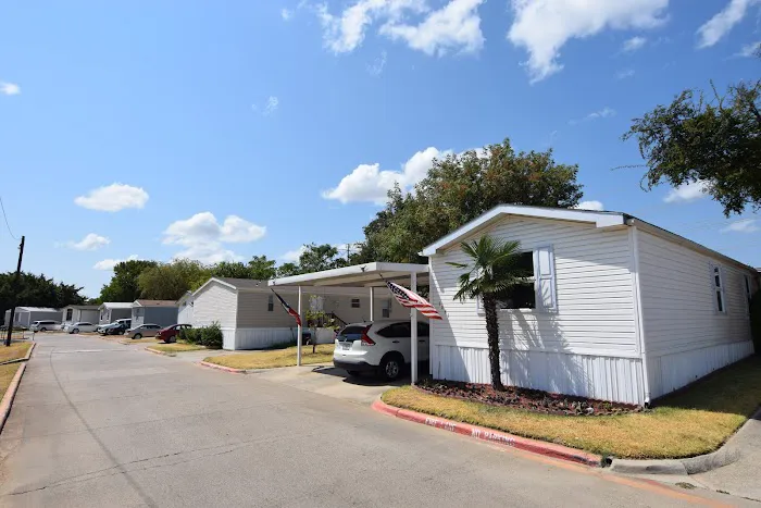 Grand Place Manufactured Home Community 3