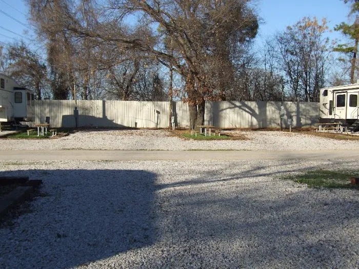 Shady Grove RV Park 8