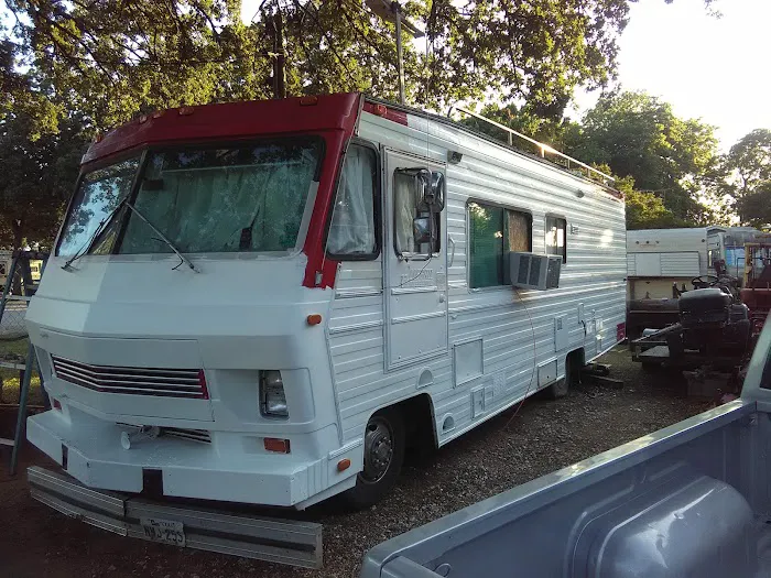 Pat's Court RV Park 2