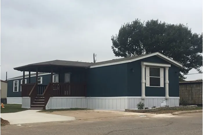 La Hacienda Escondida Mobile Home Park 6