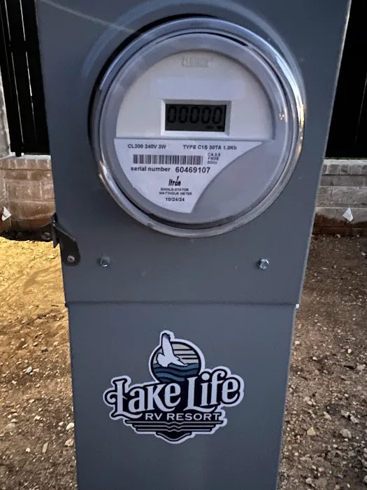 Lake Life RV Resort 9