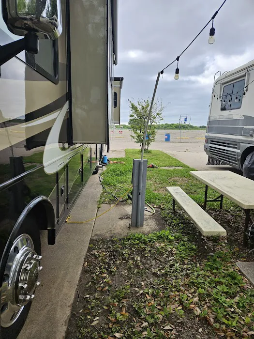 Traders Village RV Park 4