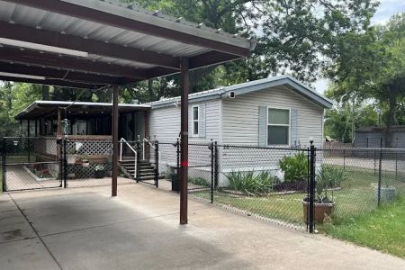 Pecan Acres MH & RV Community