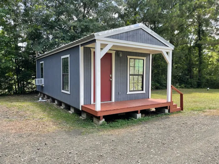 L & L RV Park 7