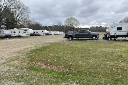 La 425 North RV Park