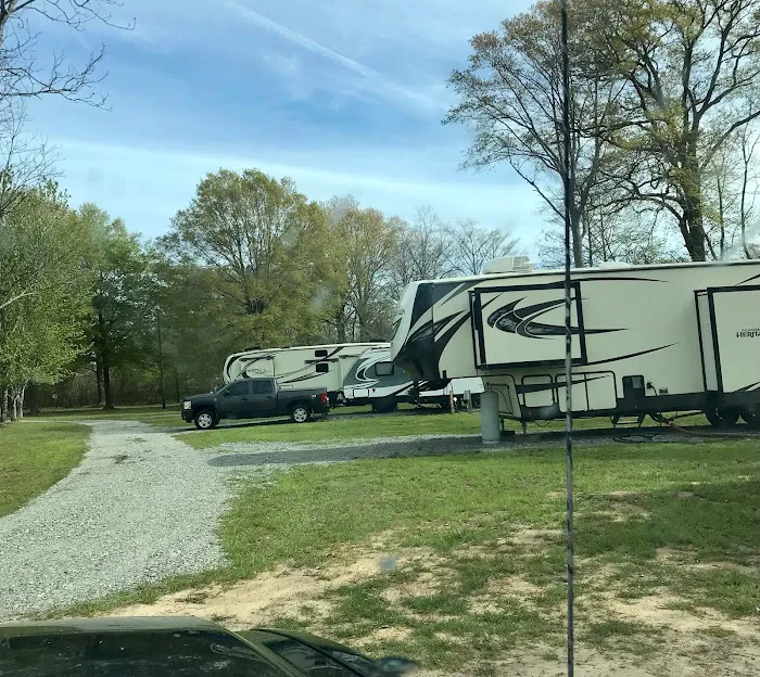 Raz’s Retreat RV Park 3