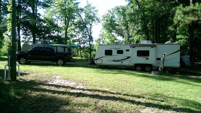 Brad's Old Ferry Landing Campground & RV Park 4