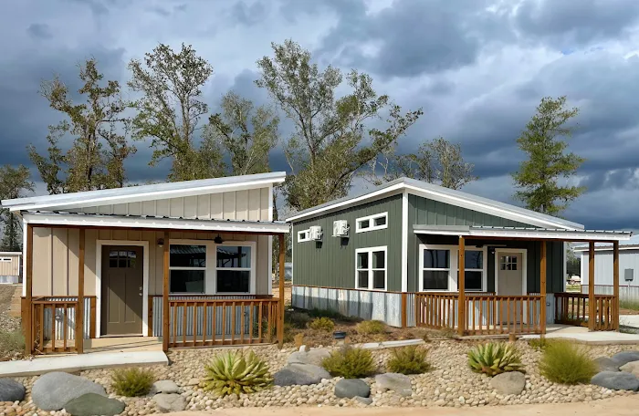 Lagoon Ranch Luxury RV & Cabin Resort 9
