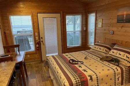 On The Lake RV and Cabin Resort