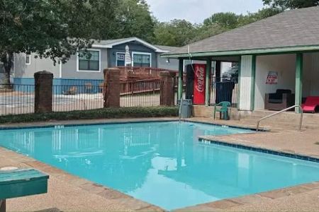 Forest Glen Manufactured Home Community