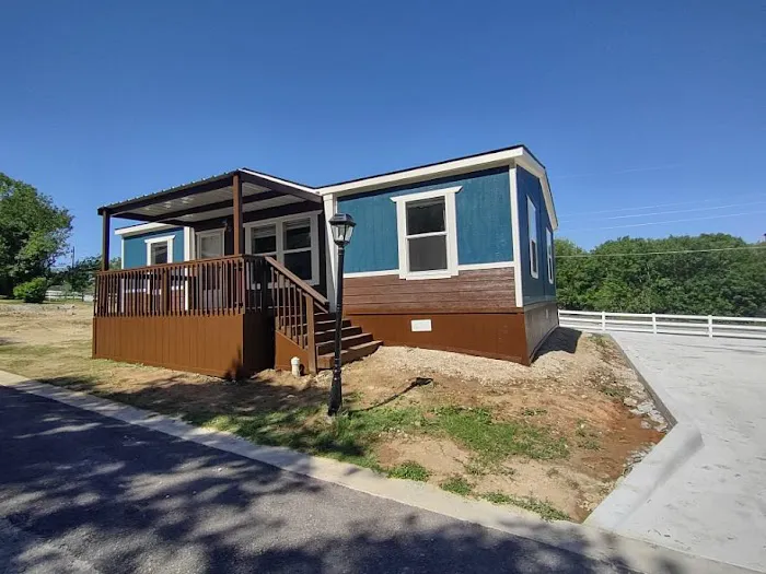 Green Oaks Mobile Home Community 1