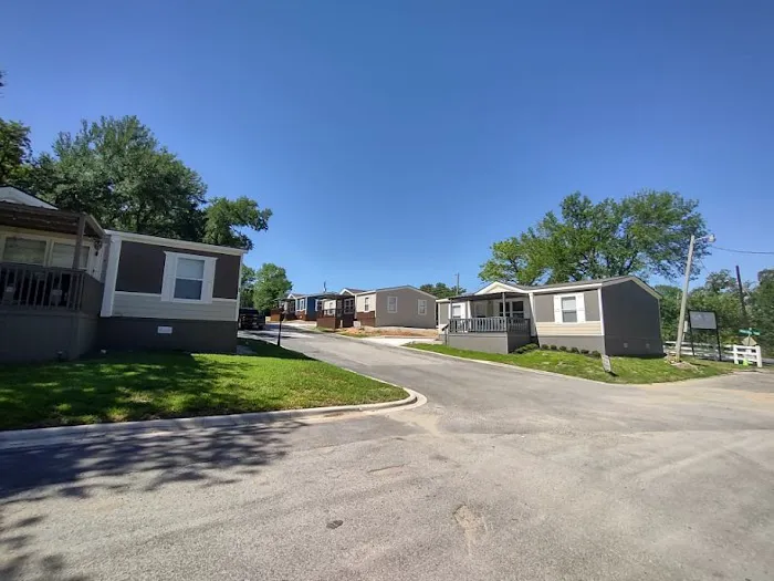 Green Oaks Mobile Home Community 3