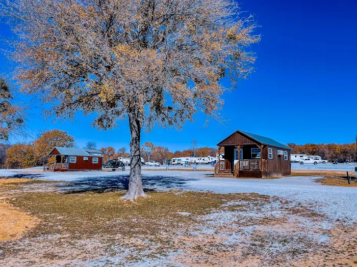 Stanford Ranch Lakeside RV Resort 9