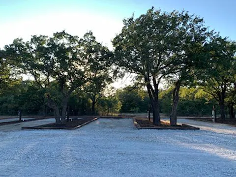Paradise Oaks RV Park 1