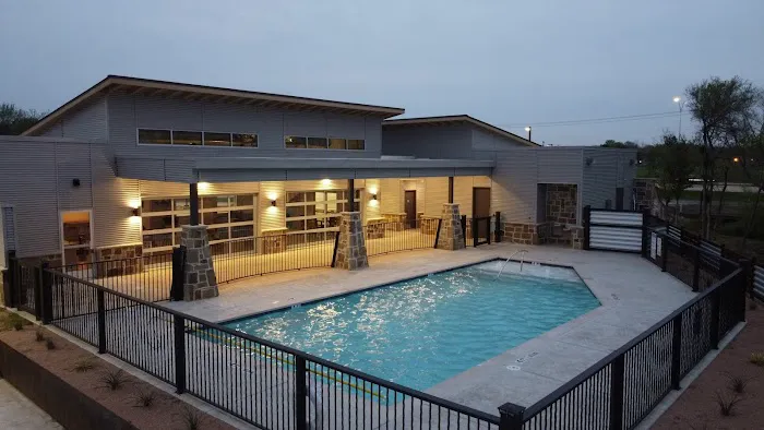 Ennis Luxury RV Resort 3