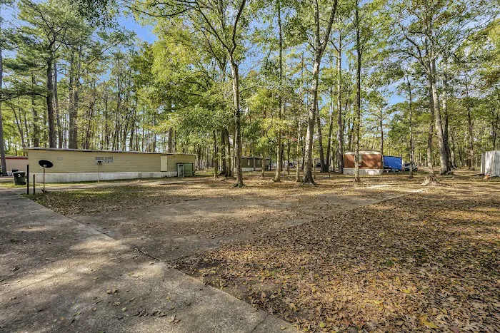 Pine Forest Mobile Home Park 3