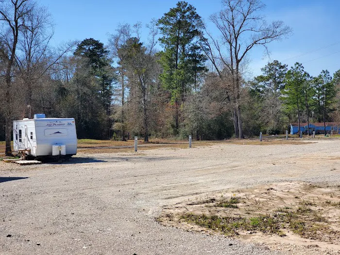 Livingston RV Park 7 Oaks 5
