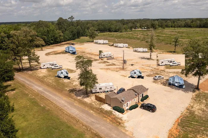 Livingston RV Park 7 Oaks 4