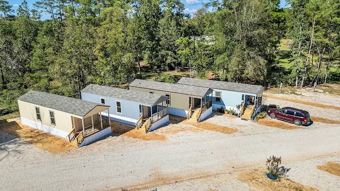 The Village at The Lake RV & Tiny Home Community 8
