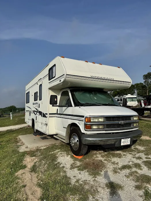 Livingston Lakeside RV 7