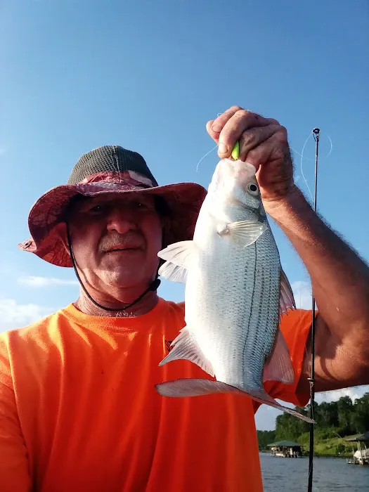 Lake Livingston Fish n Camp RV park 5