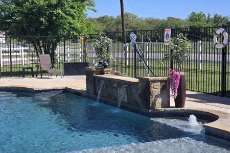 Valley Rose Rv Park & Storage