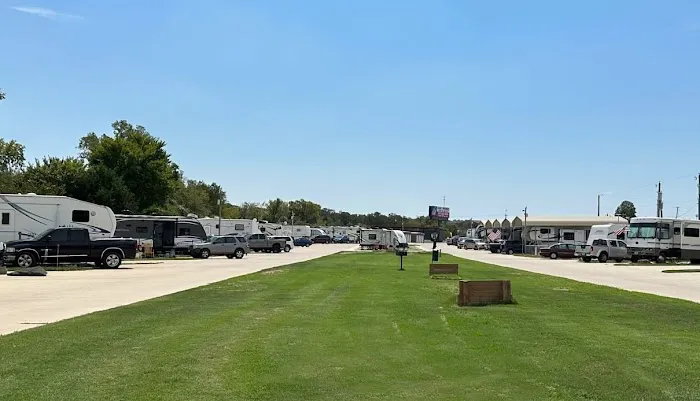 Valley Rose Rv Park & Storage 5