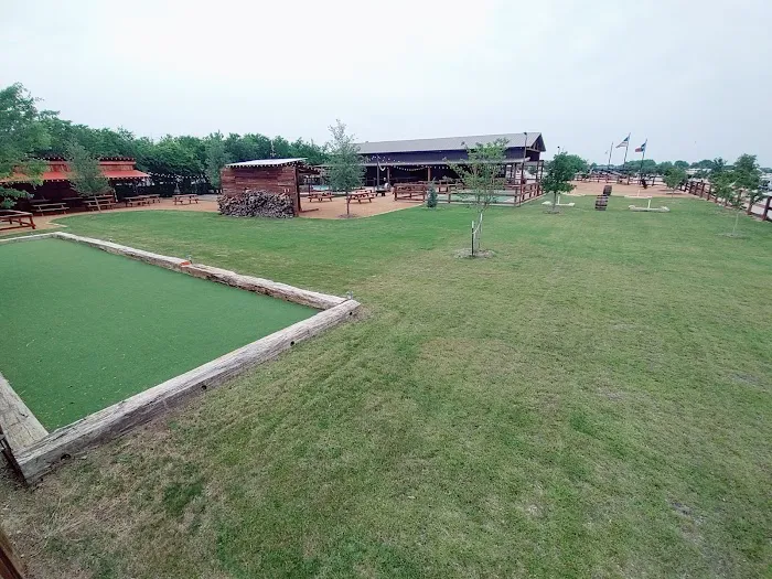 YELLOWROSE RV RESORT 6