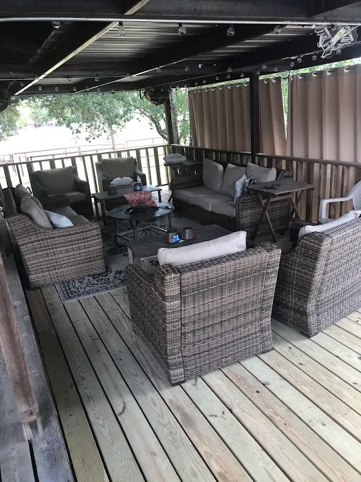 Big E's Lake Alvarado RV Park & Boat Repair/Storage 1