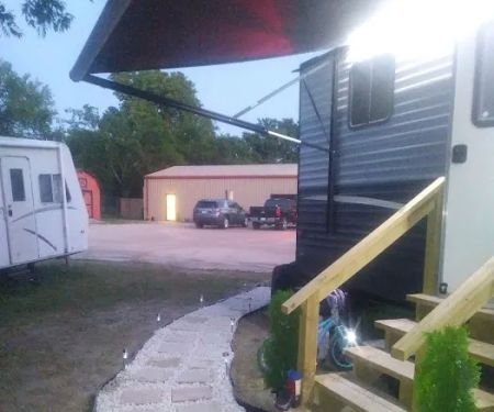 Rock N Robin RV Resort