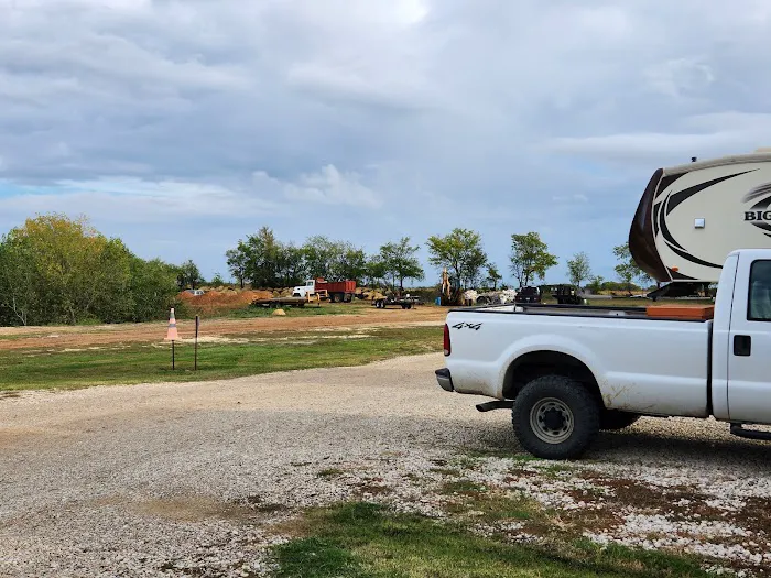 Lake Posada RV Park 10