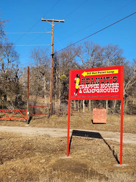 Peanut's Crappie House & Campground 2