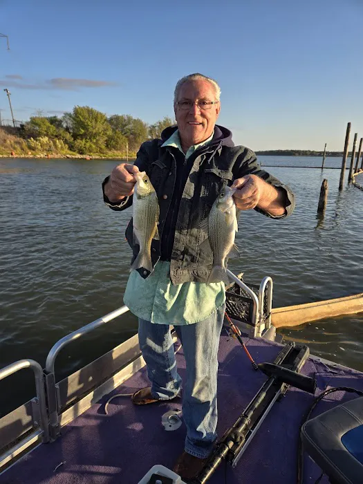 Peanut's Crappie House & Campground 9
