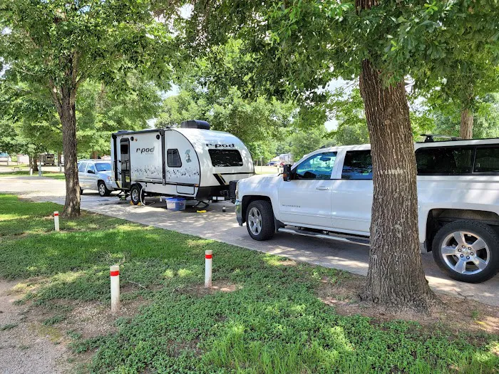 Rainbow's End - Escapees RV Parks 7