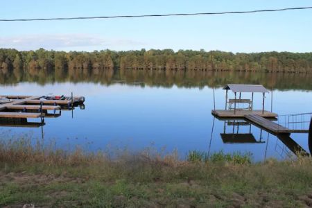 J&K Lakeside RV Park
