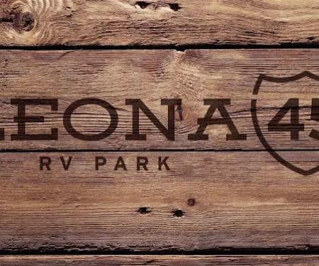 Leona 45 RV Park and Hot Springs