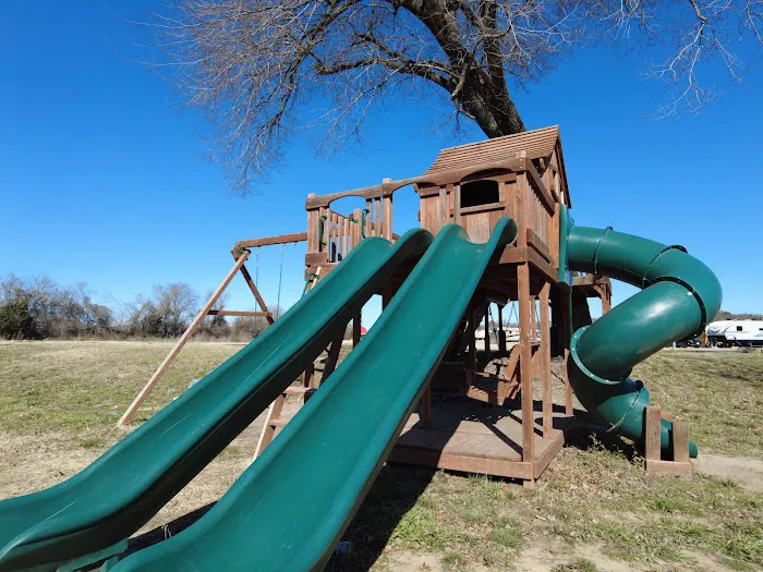 Midway Meadows RV Park 5