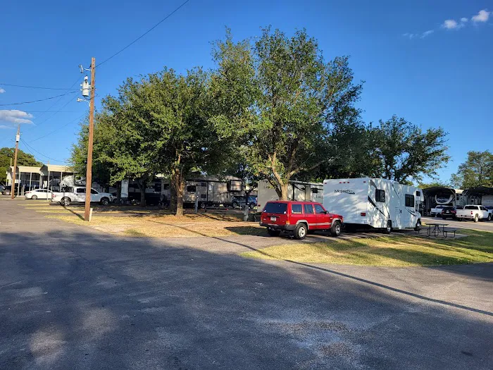 Mockingbird Hill RV Park 2