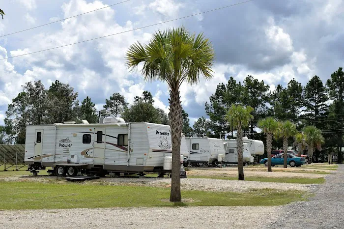 Pecan Acres RV Park 8
