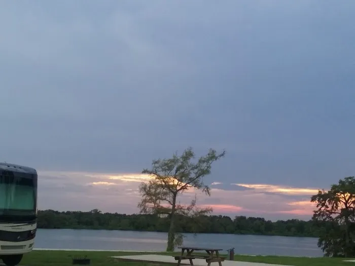 Lakeview Paradise RV Resort 9