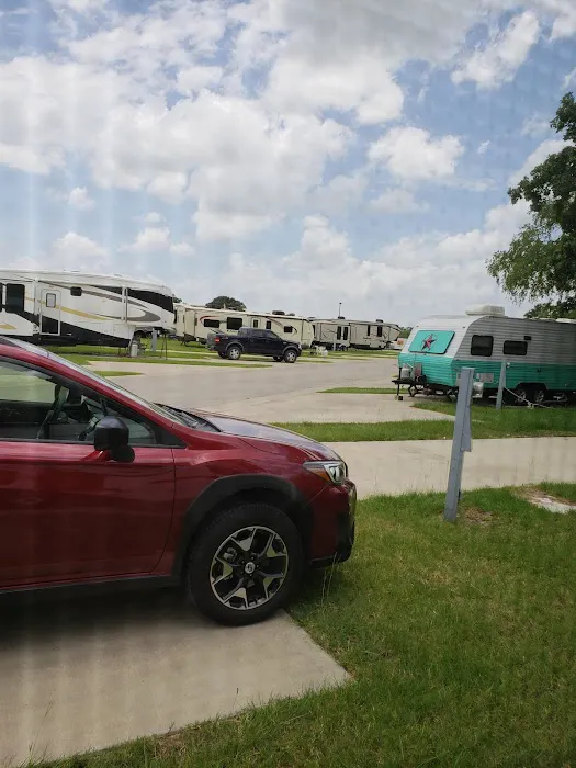 Karstens RV Resort 8