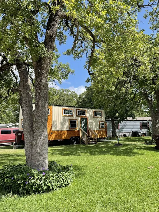 Glen Oaks Mobile Home Park 8