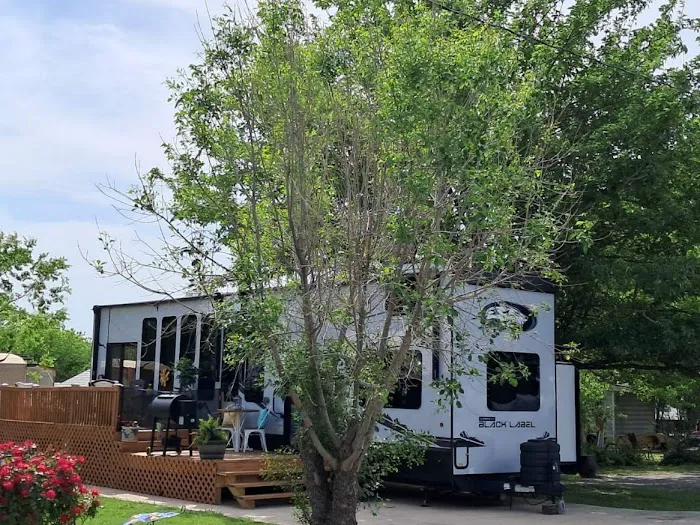 Gallagher Acres RV Park 8