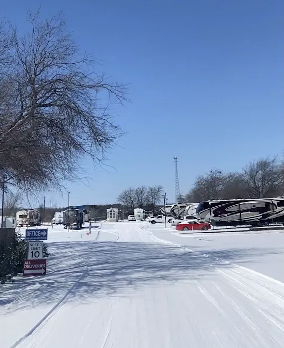 Gallagher Acres RV Park 10